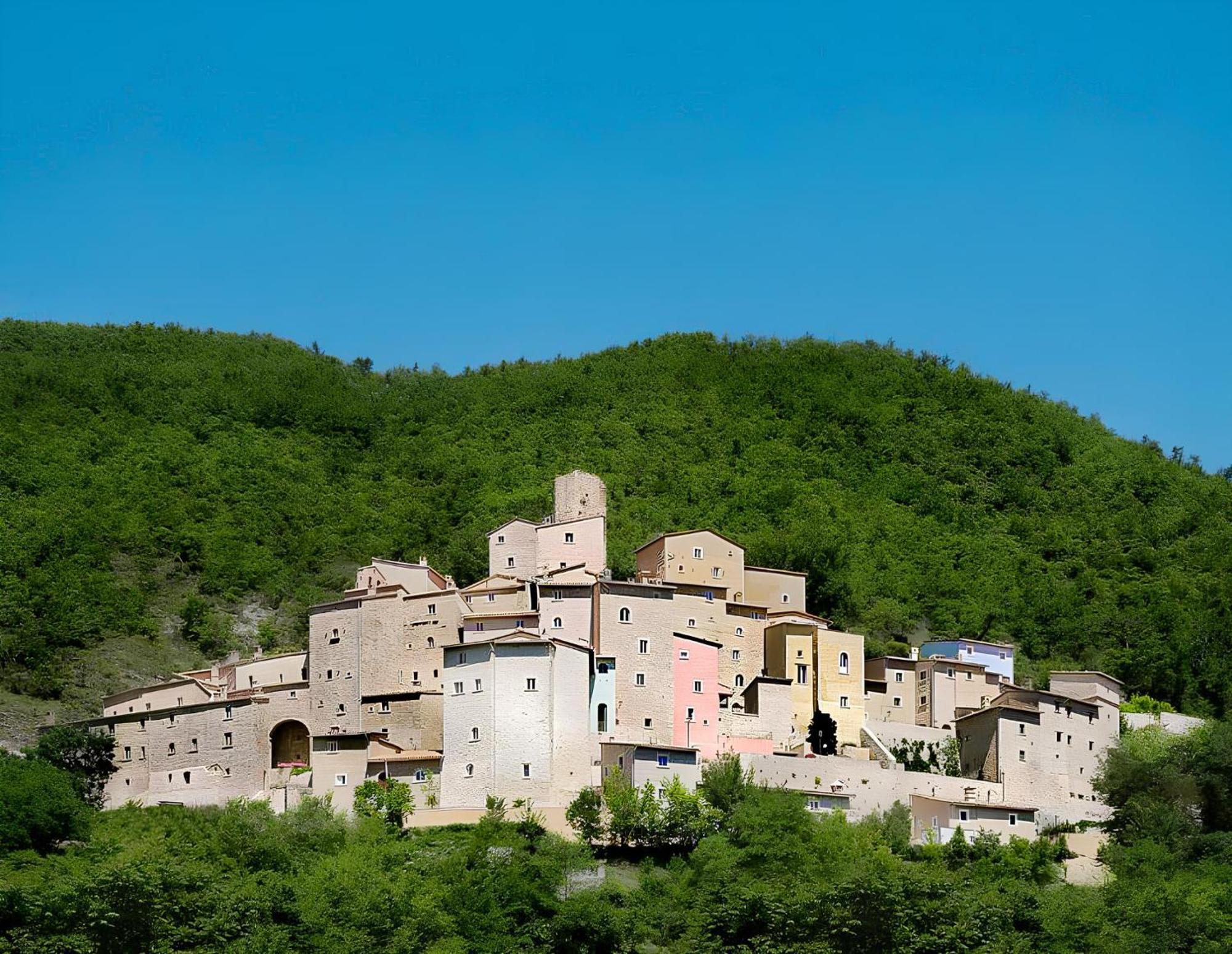 Castello Di Postignano Relais Hotel Sellano Exterior photo